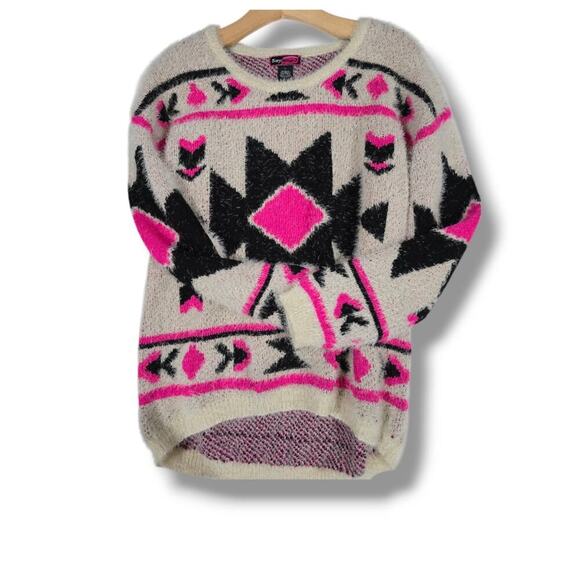 Say What? Women’s Shaggy Knit Sweater Aztec Print - Large - Picture 5 of 8